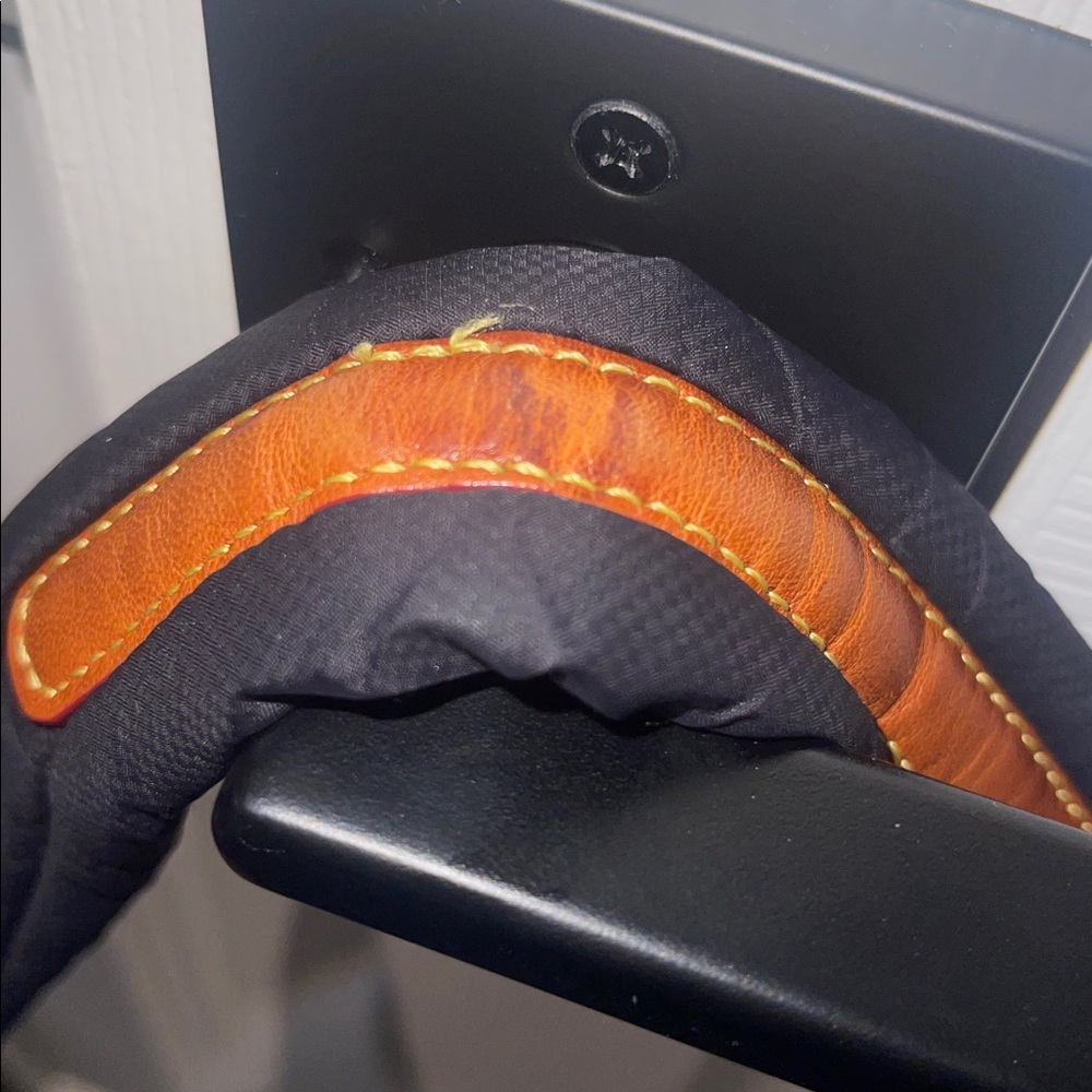 MZ Wallace Sutton - Picture 5 of 7